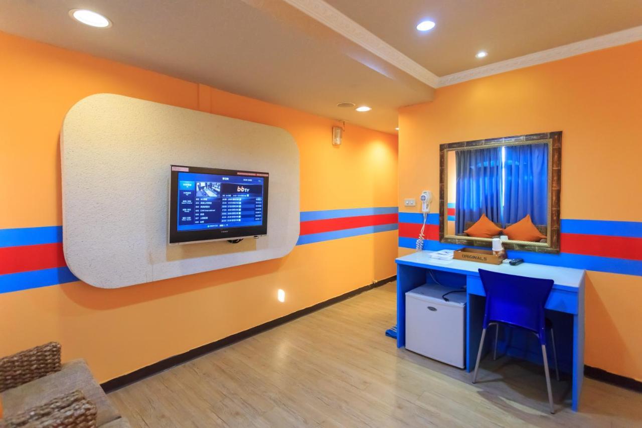 Easy Stay Inn Kaohsiung Exterior photo
