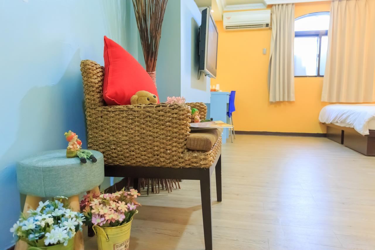Easy Stay Inn Kaohsiung Exterior photo