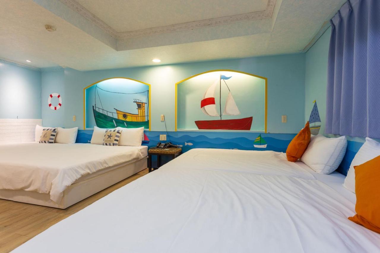 Easy Stay Inn Kaohsiung Exterior photo