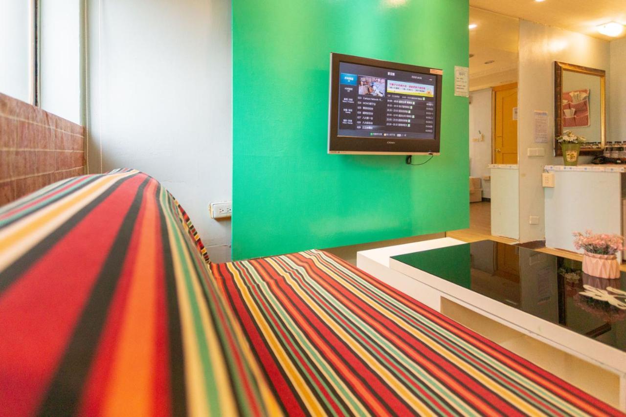 Easy Stay Inn Kaohsiung Exterior photo
